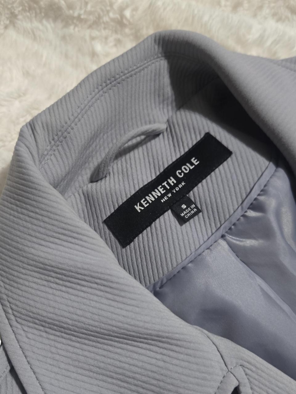 Kenneth Cole Double-Breasted Light Gray Trench Coat - Picture 2 of 3